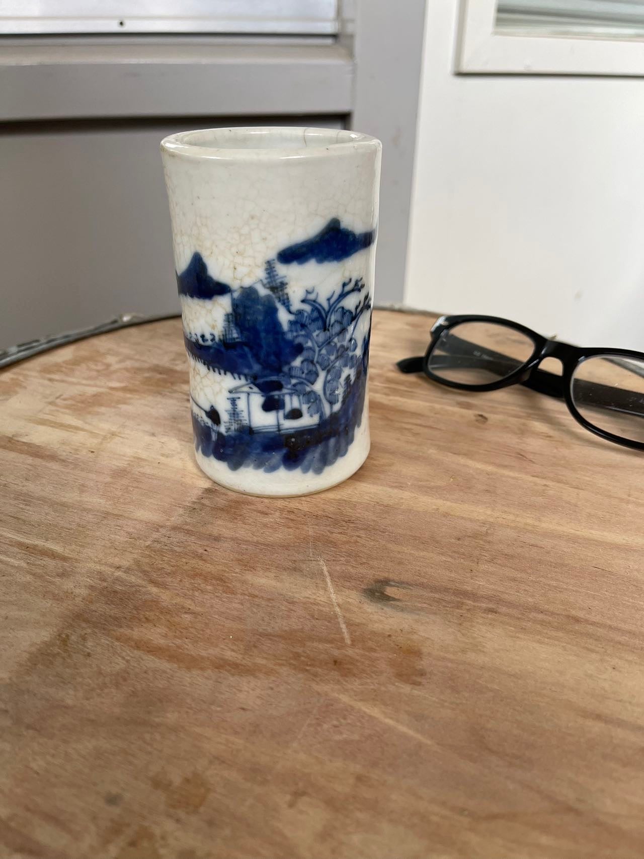 Qing Dynasty brush holder | Price on request